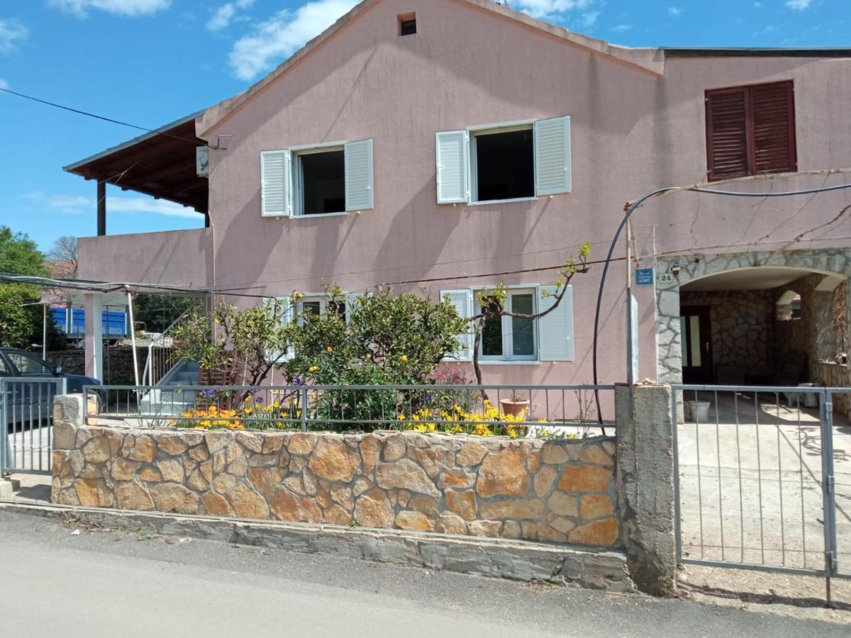 Guesthouse Eljuga Family 斯塔里格勒 外观 照片