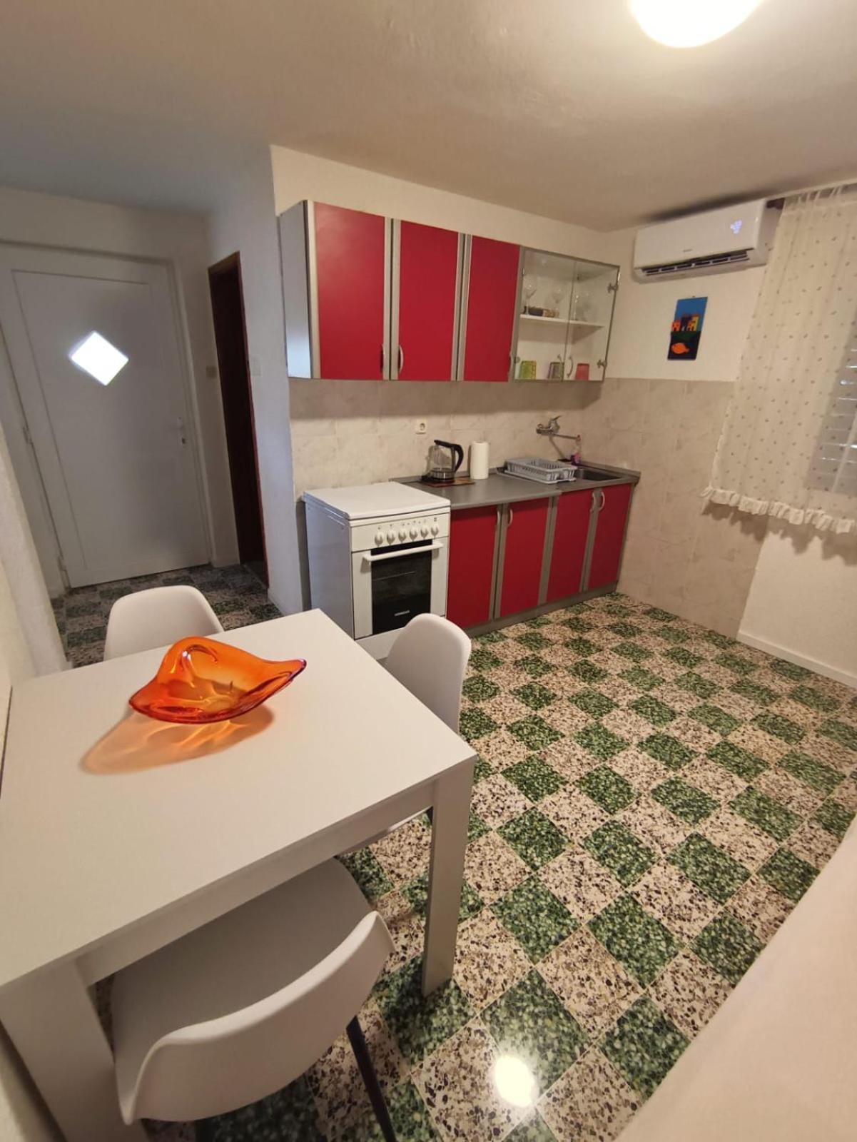 Guesthouse Eljuga Family 斯塔里格勒 外观 照片